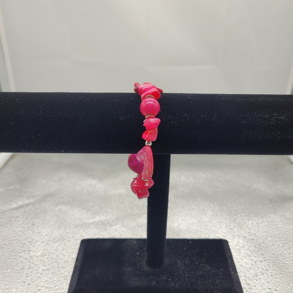 9.5" Fuchsia Pink Pebble Plastic Beaded Stretch Fashion Jewelry Bracelet